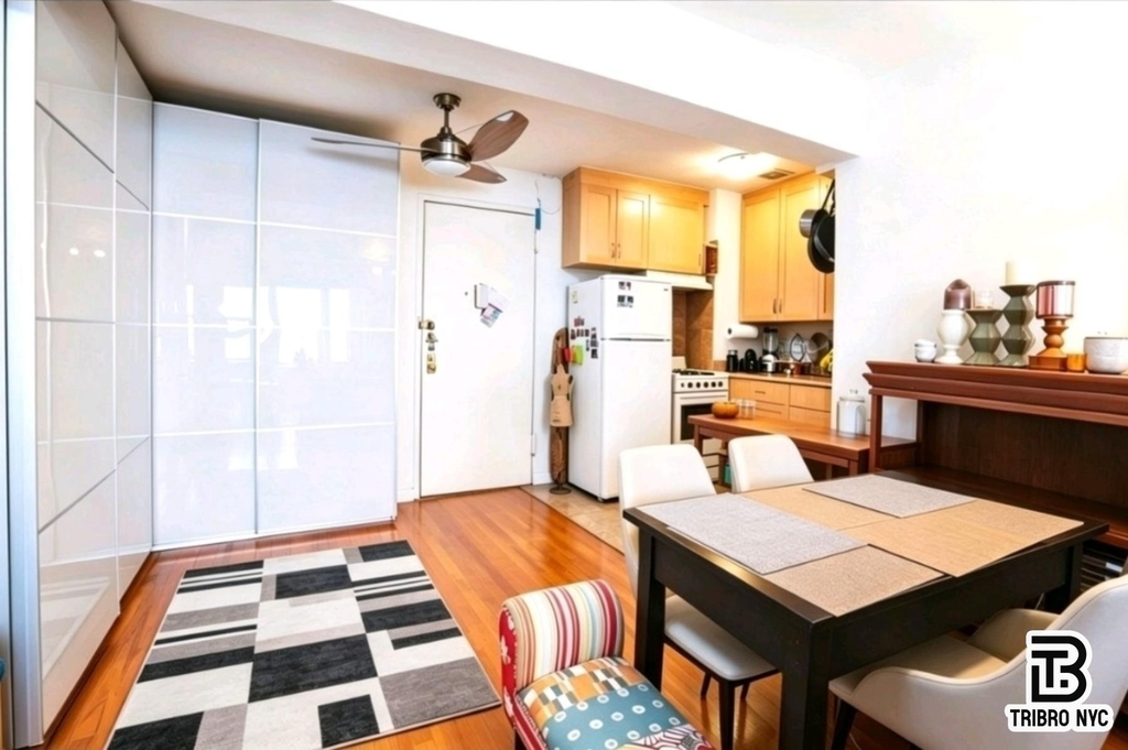 200 E 28th Street - Photo 2