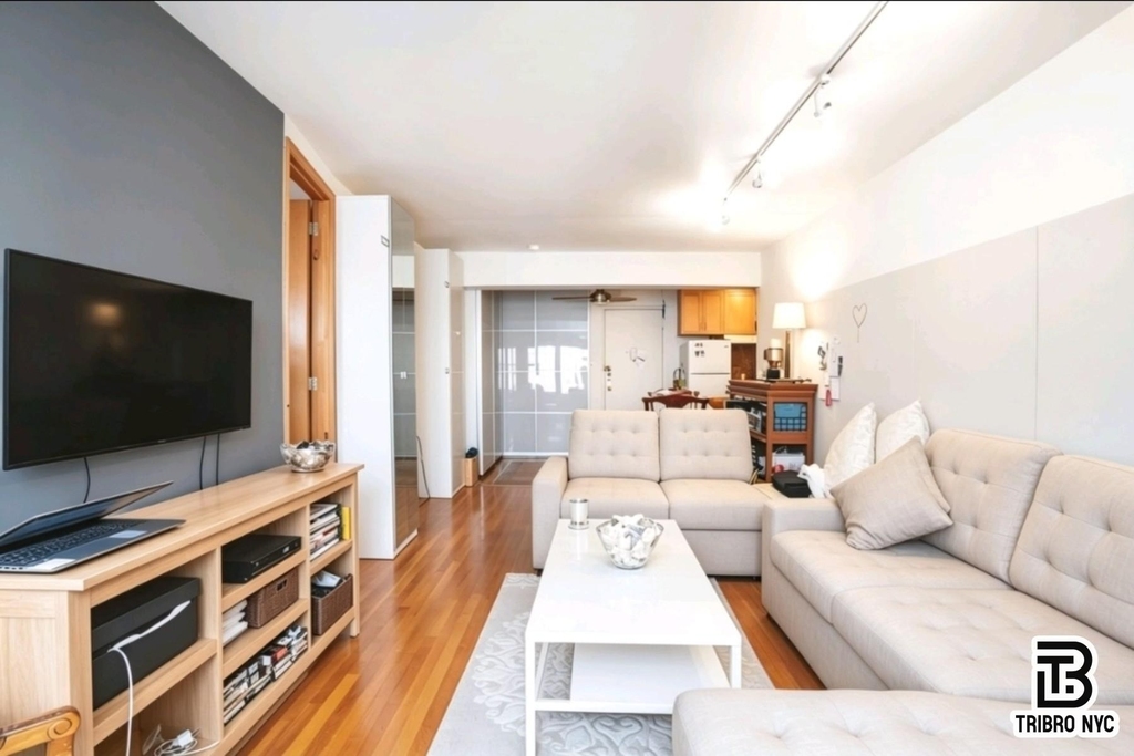 200 E 28th Street - Photo 1