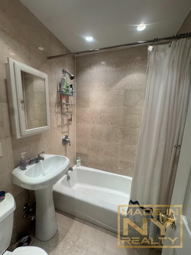 171 E 77th Street - Photo 6