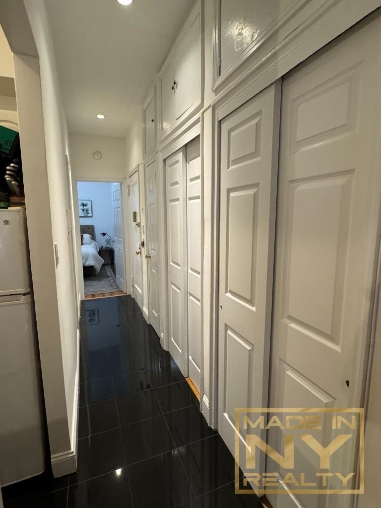 171 E 77th Street - Photo 3
