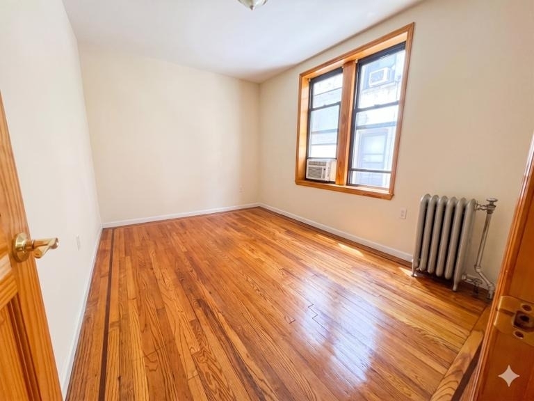 27-08 39th Avenue - Photo 10
