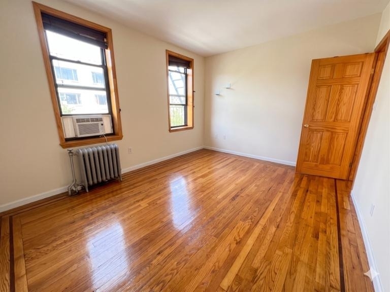 27-08 39th Avenue - Photo 9