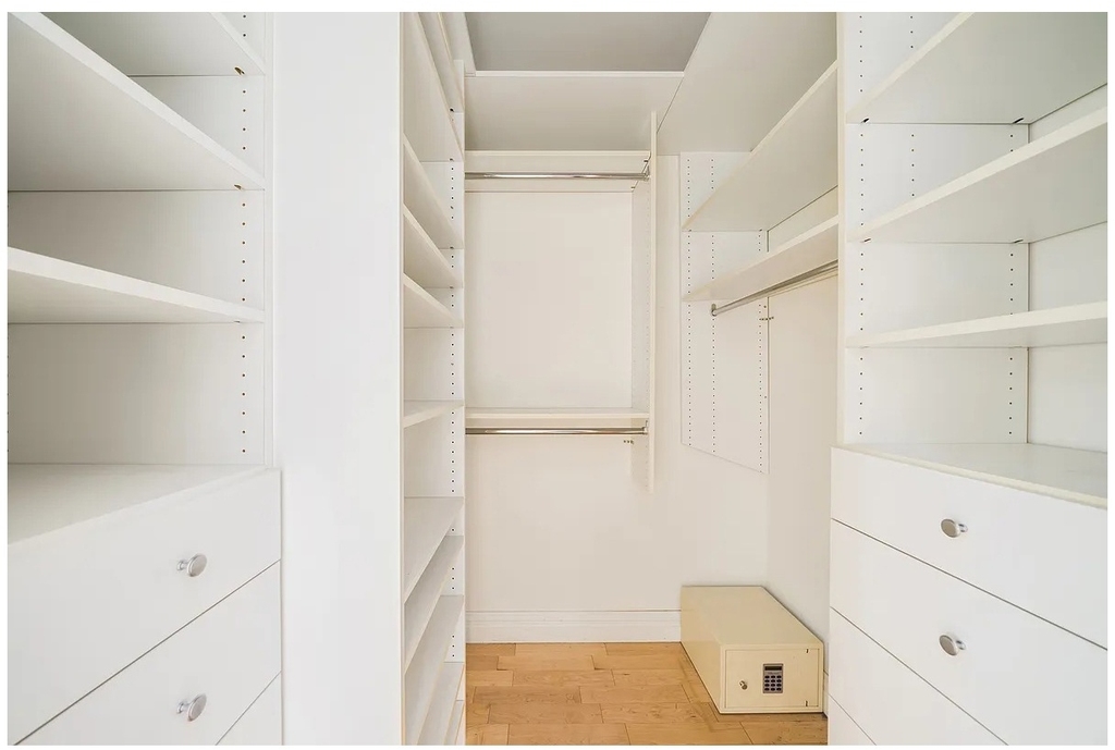 188 E 78th Street - Photo 10