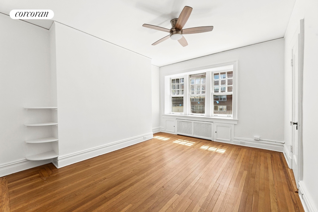 42a Monroe Place - Photo 12