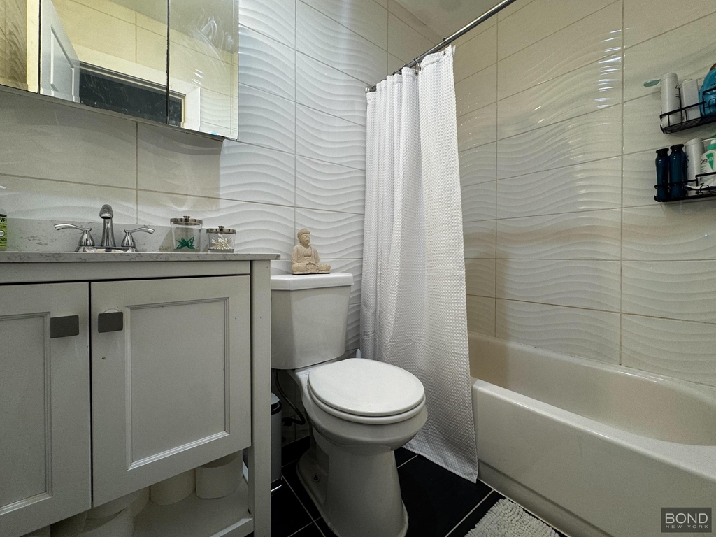 218 Withers Street - Photo 3