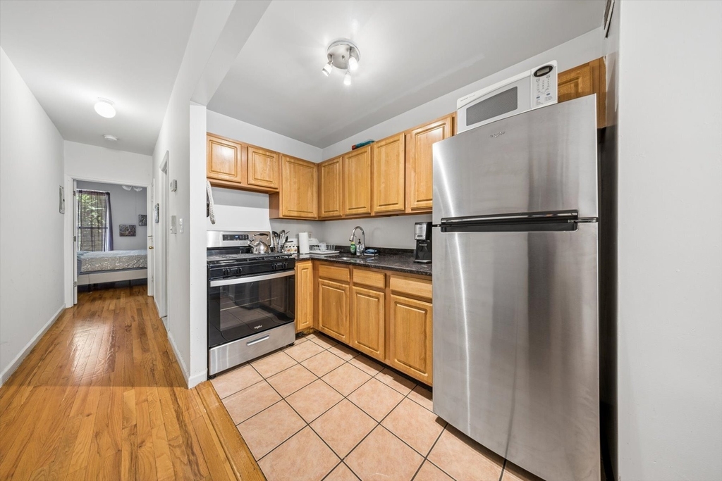 630 W 138th Street - Photo 2