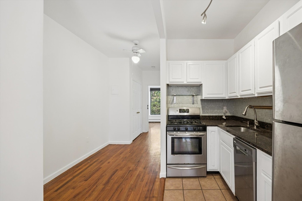 630 W 138th Street - Photo 8