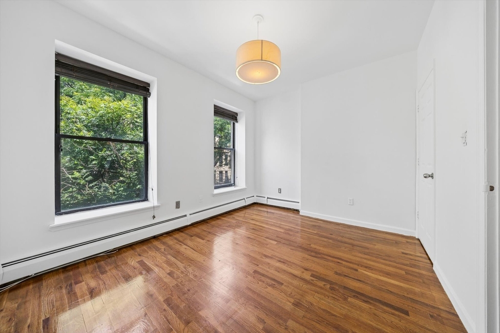 630 W 138th Street - Photo 10
