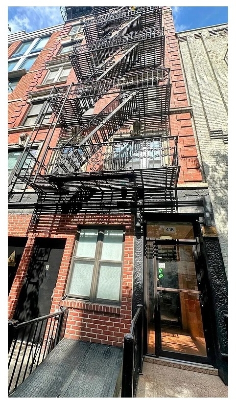 415 E 75th Street - Photo 1