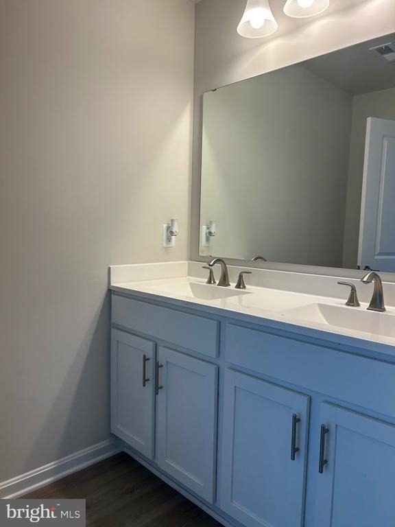 406 Freeman Street - Photo 9
