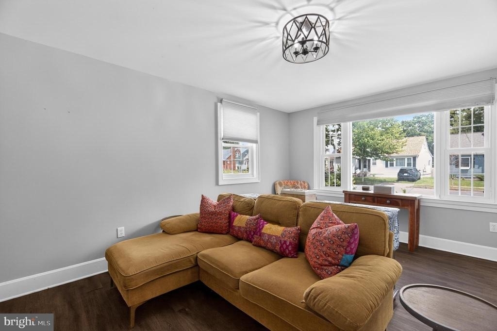 621 Patterson Avenue - Photo 6