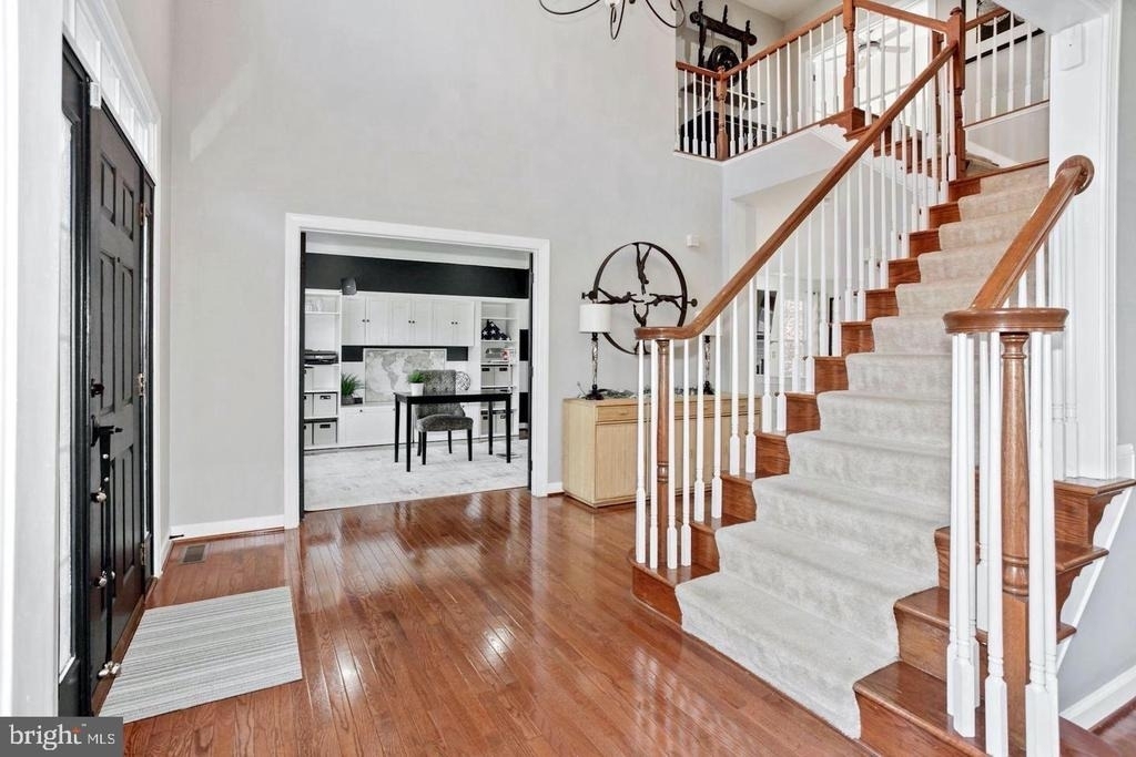 5401 Tomlinson Drive - Photo 3