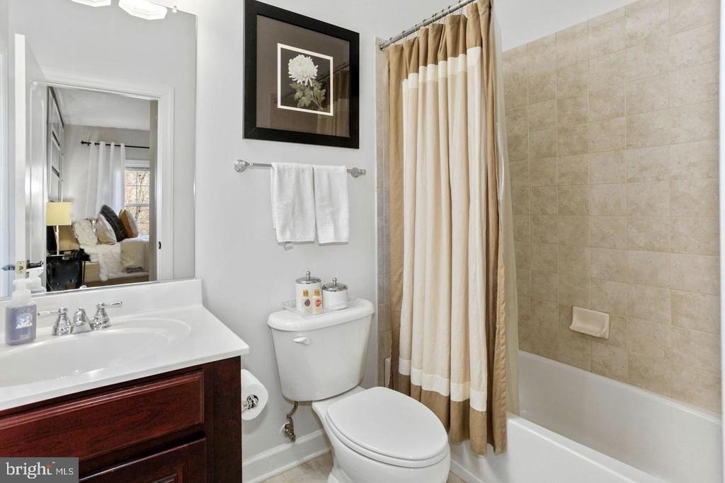 5401 Tomlinson Drive - Photo 6