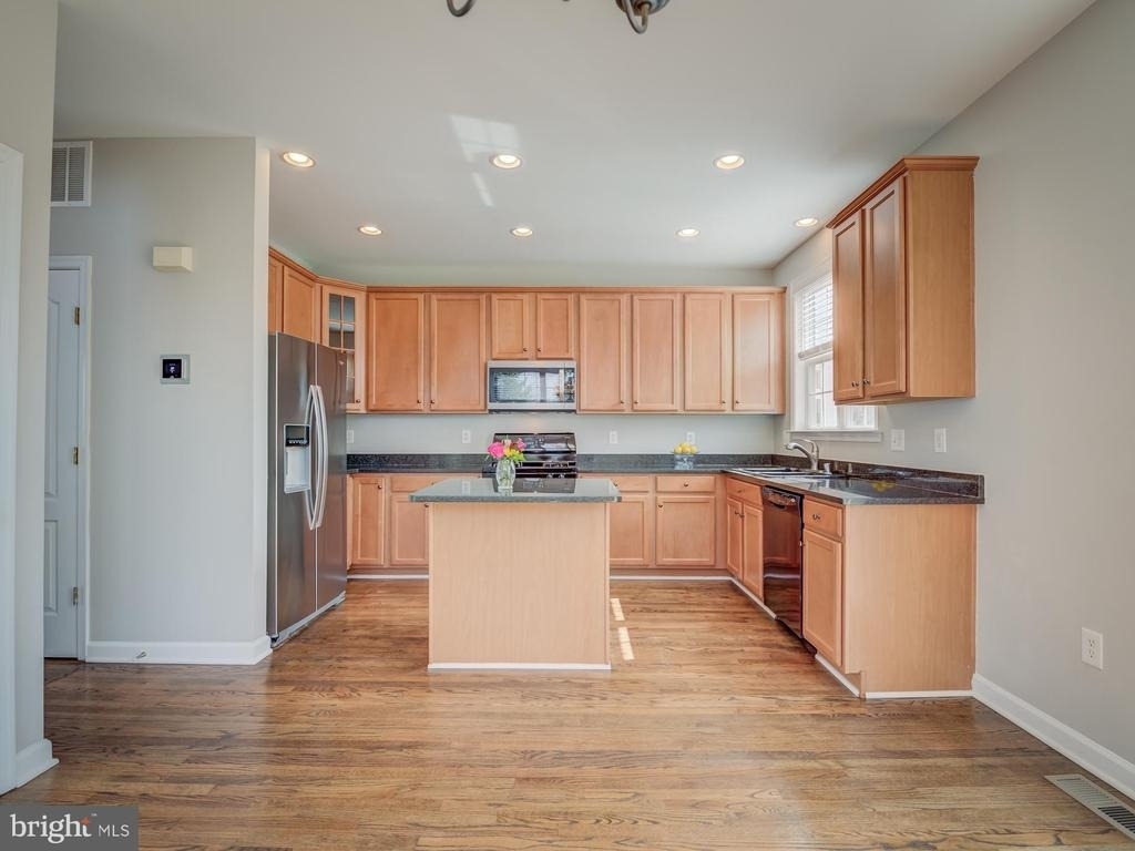 42451 Magellan Square - Photo 9