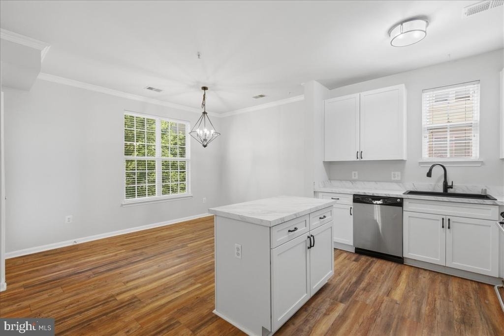 21228 Mcfadden Square - Photo 12