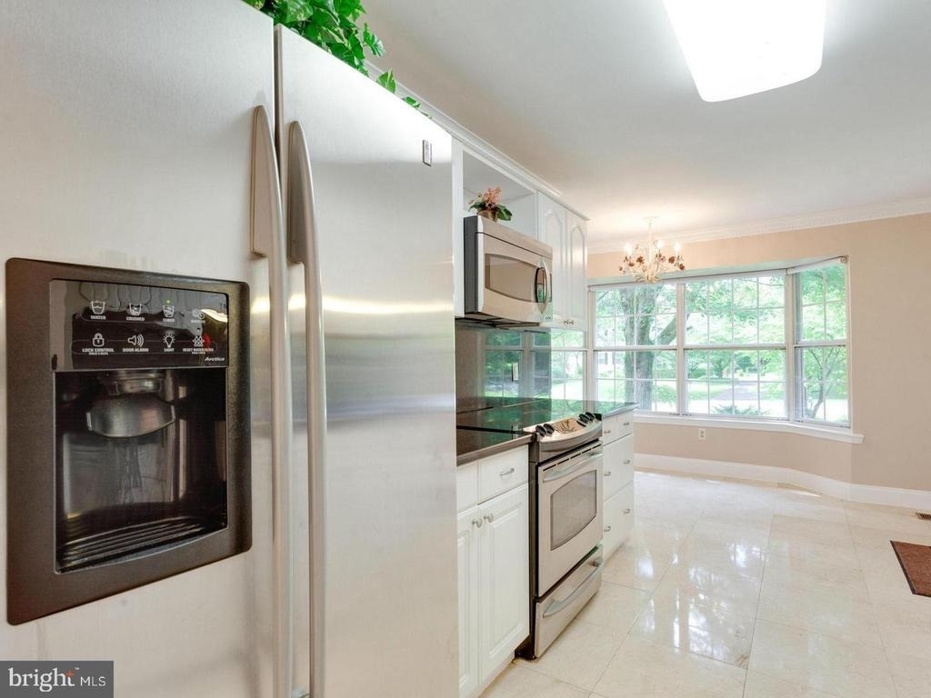 10522 Brevity Drive - Photo 8