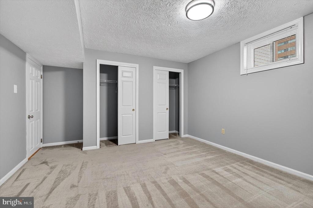 8405 Overlook Street - Photo 33