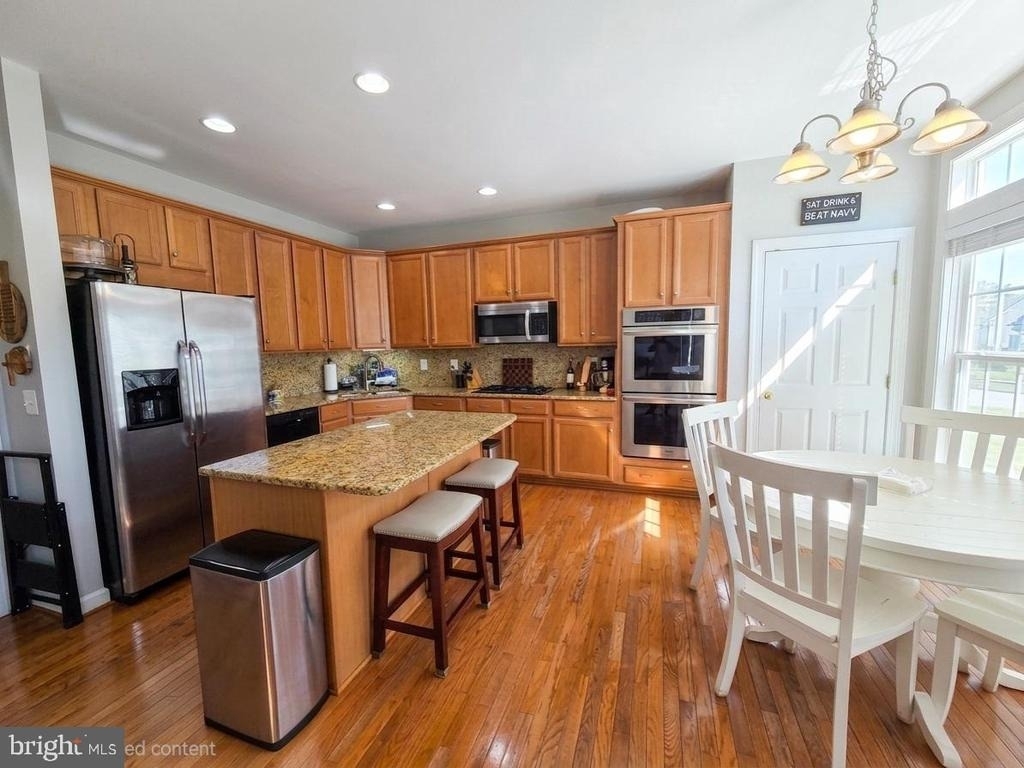 8091 Samuel Wallis Street - Photo 2