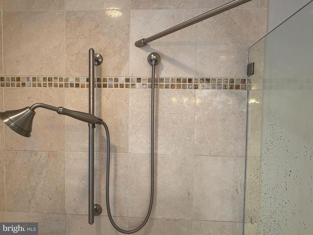 6529 Fairlawn Drive - Photo 24