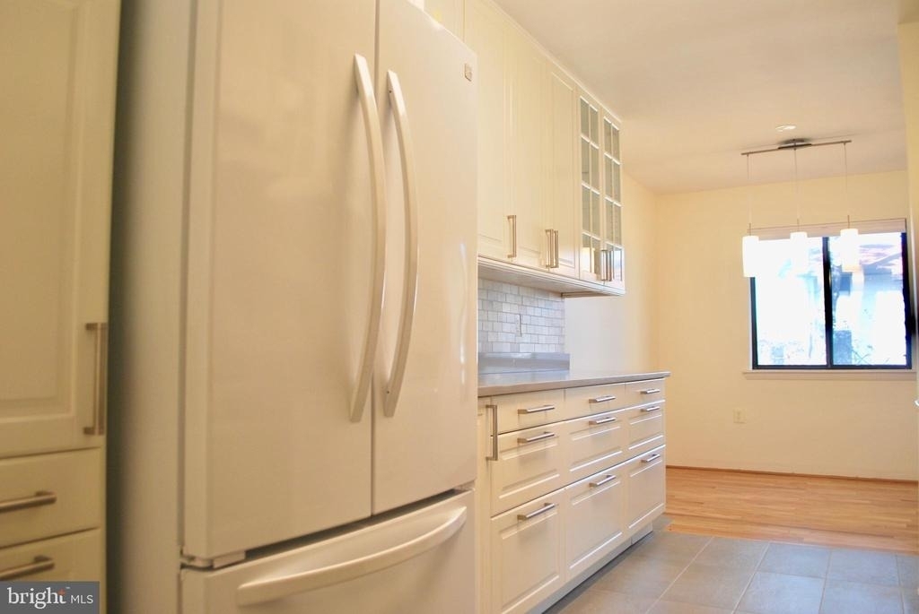 2850 Dover Lane - Photo 5