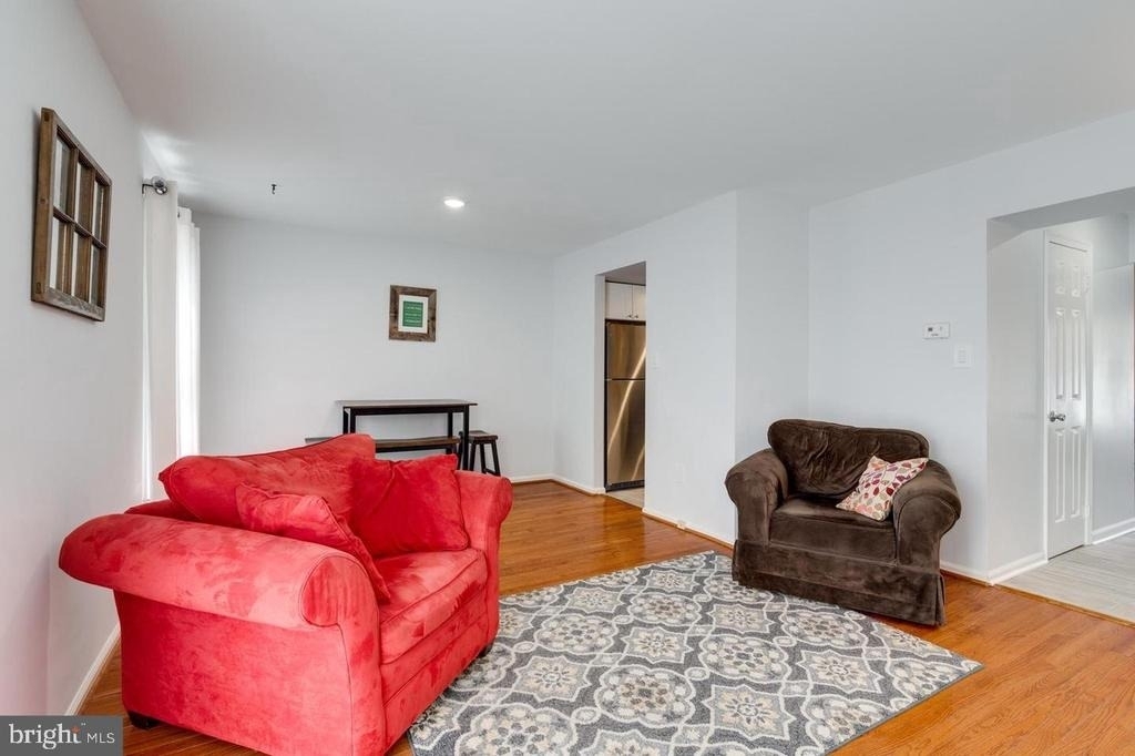 9013 Kerrydale Court - Photo 9