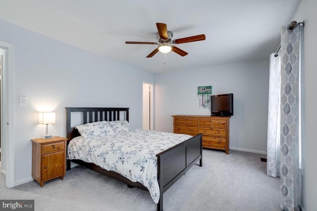 9013 Kerrydale Court - Photo 17