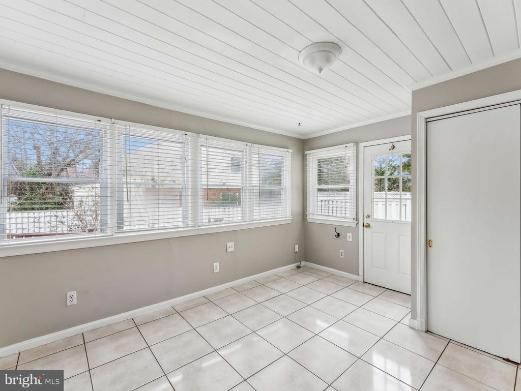 3503 Maple Court - Photo 13