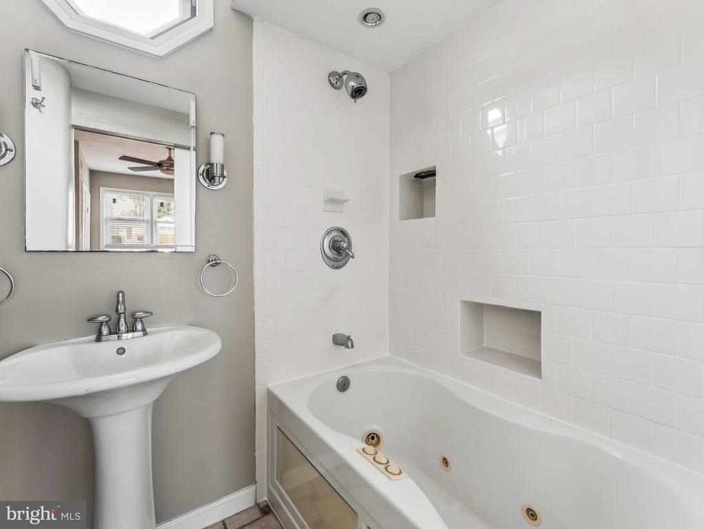 3503 Maple Court - Photo 32