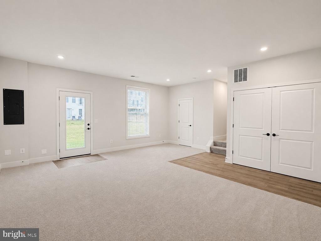 135 Heyford Dr - Photo 58