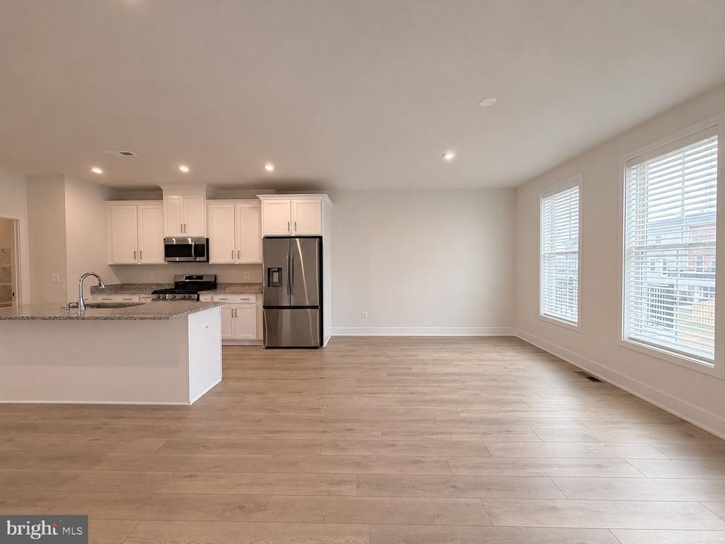 135 Heyford Dr - Photo 42