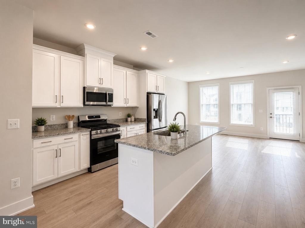 135 Heyford Dr - Photo 43