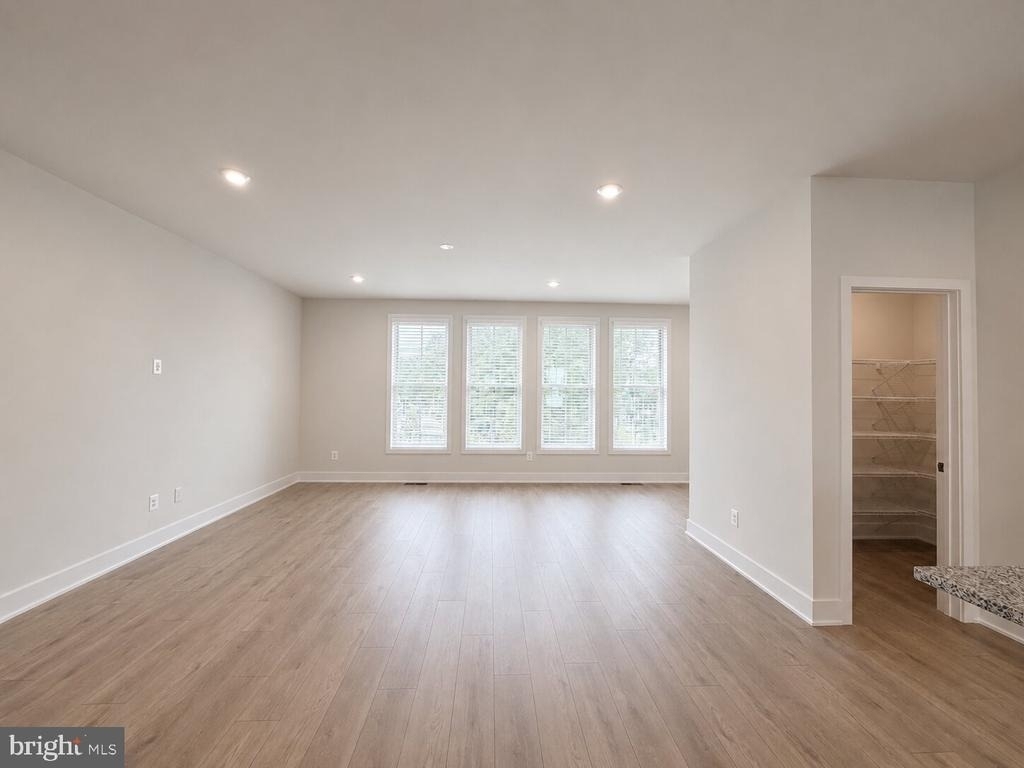 135 Heyford Dr - Photo 30