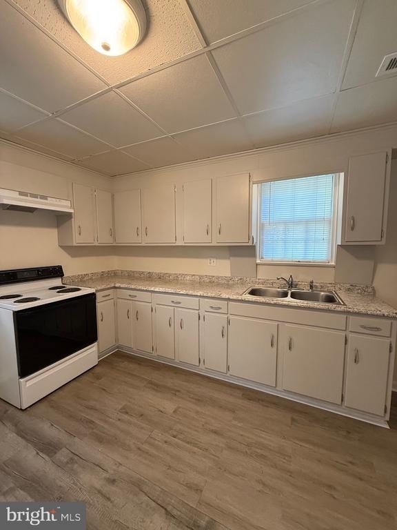 1212 Payne Street - Photo 6