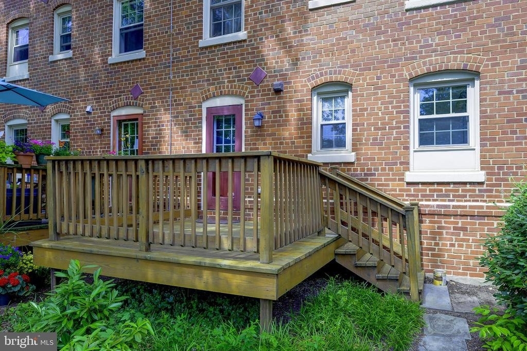 1403 E Abingdon Drive - Photo 23