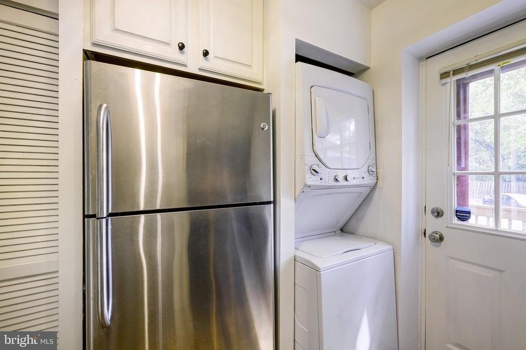 1403 E Abingdon Drive - Photo 13