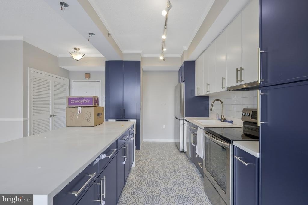 1211 S Eads Street - Photo 6