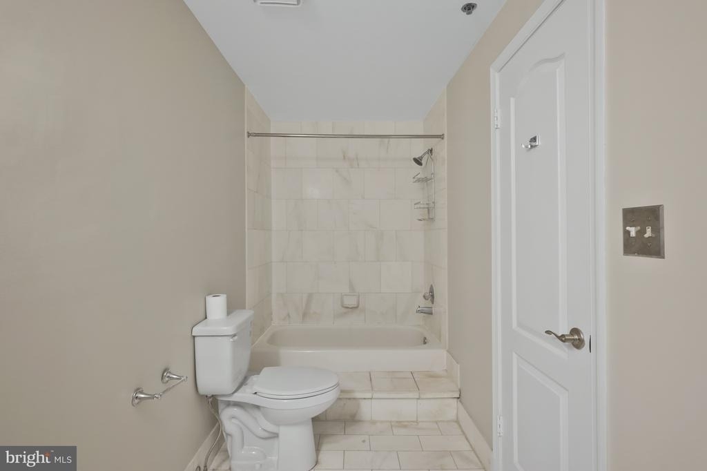 1211 S Eads Street - Photo 22