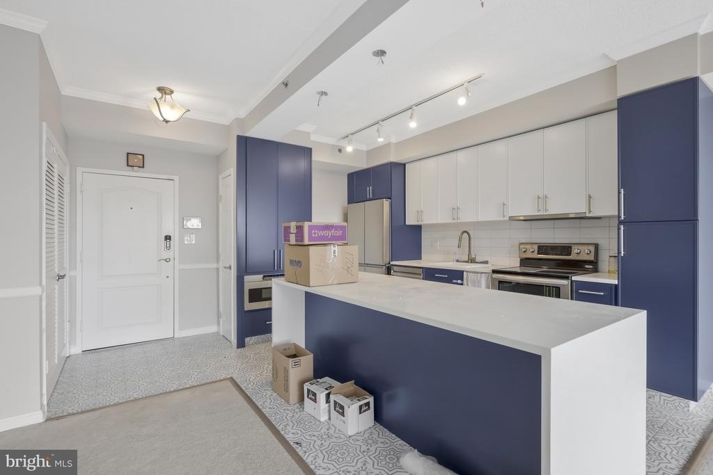 1211 S Eads Street - Photo 5