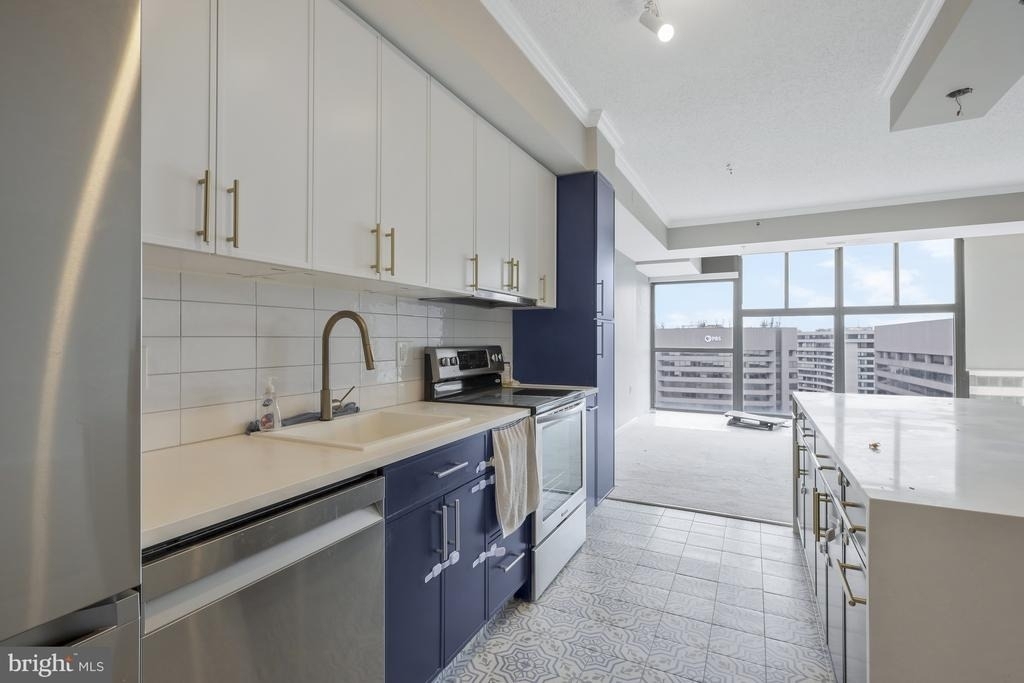 1211 S Eads Street - Photo 8