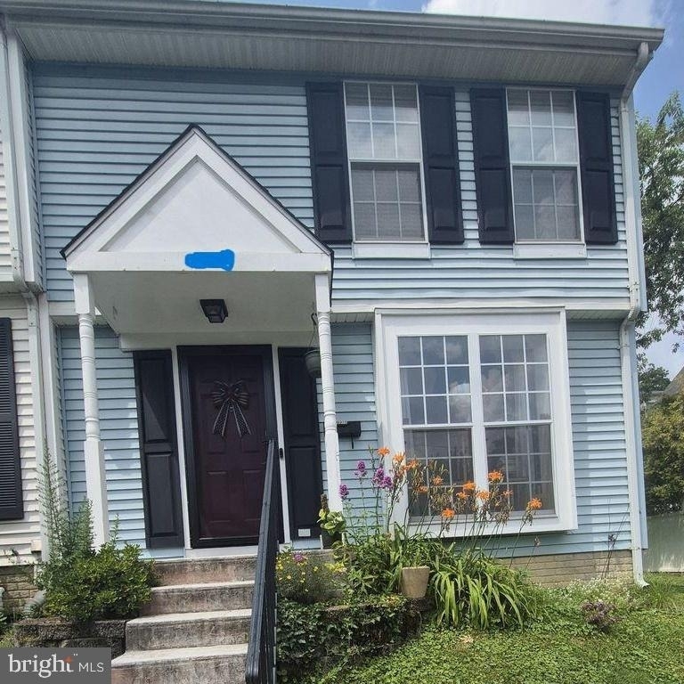 2210 S Lowell Street - Photo 0