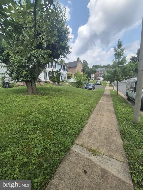 2210 S Lowell Street - Photo 2