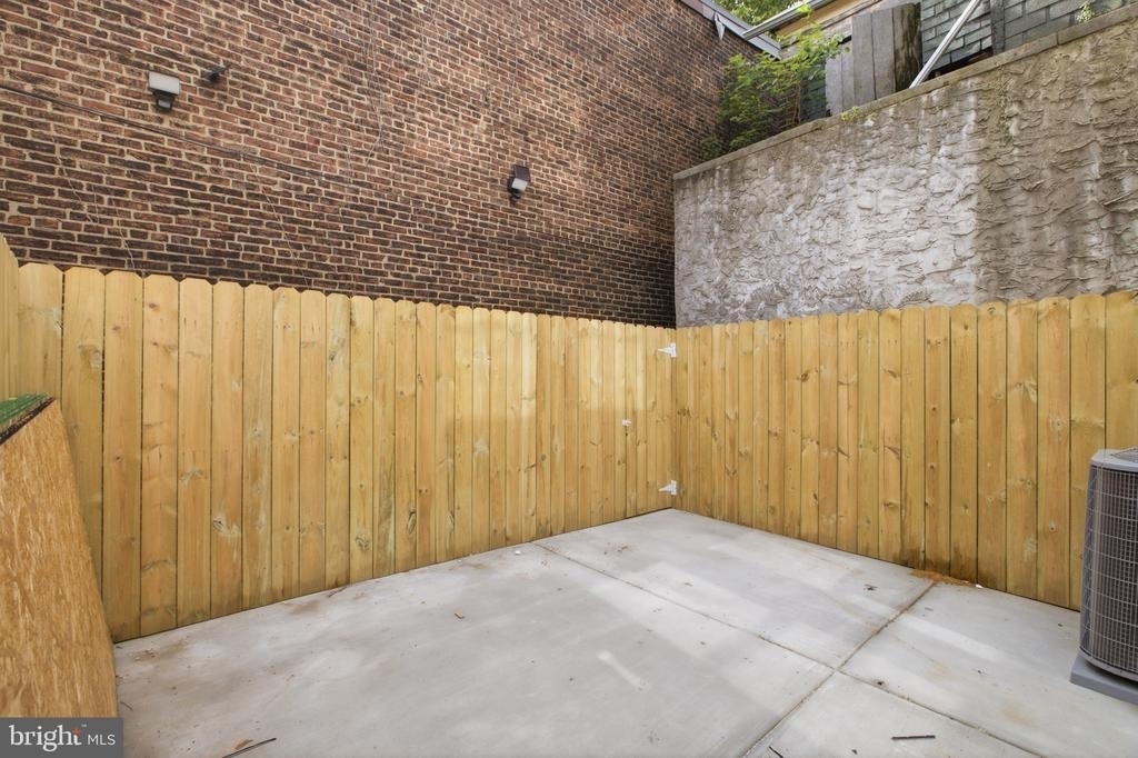 2503 N 12th Street - Photo 10