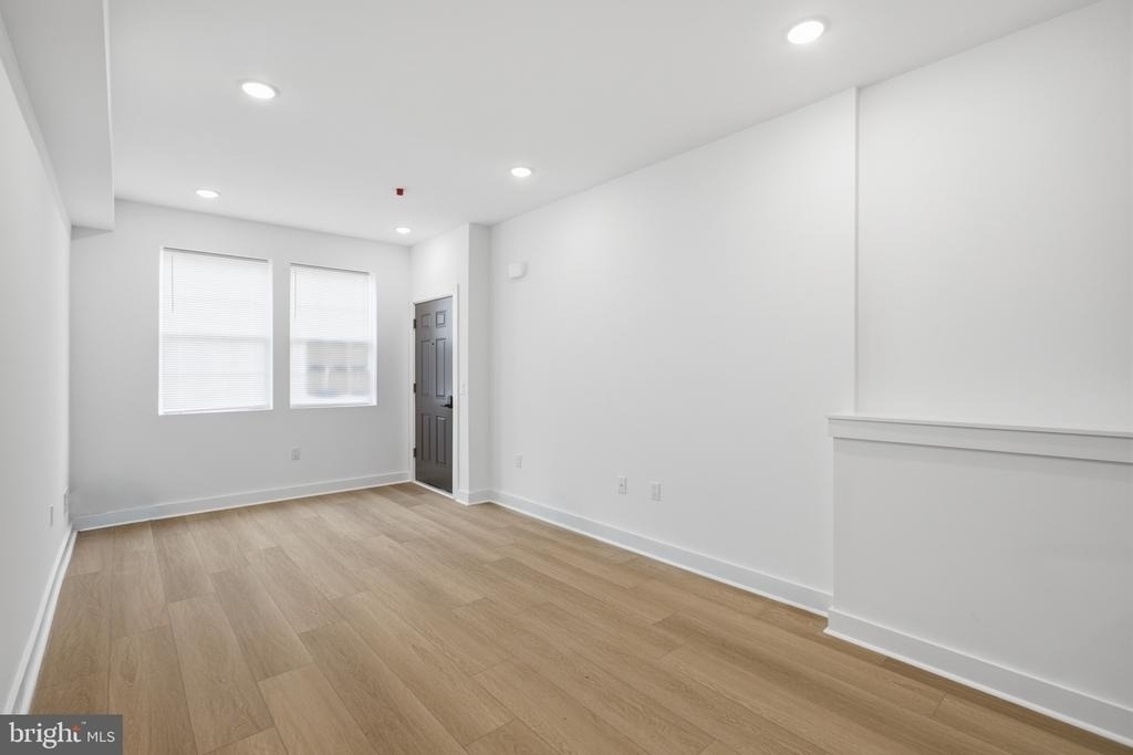 2503 N 12th Street - Photo 3