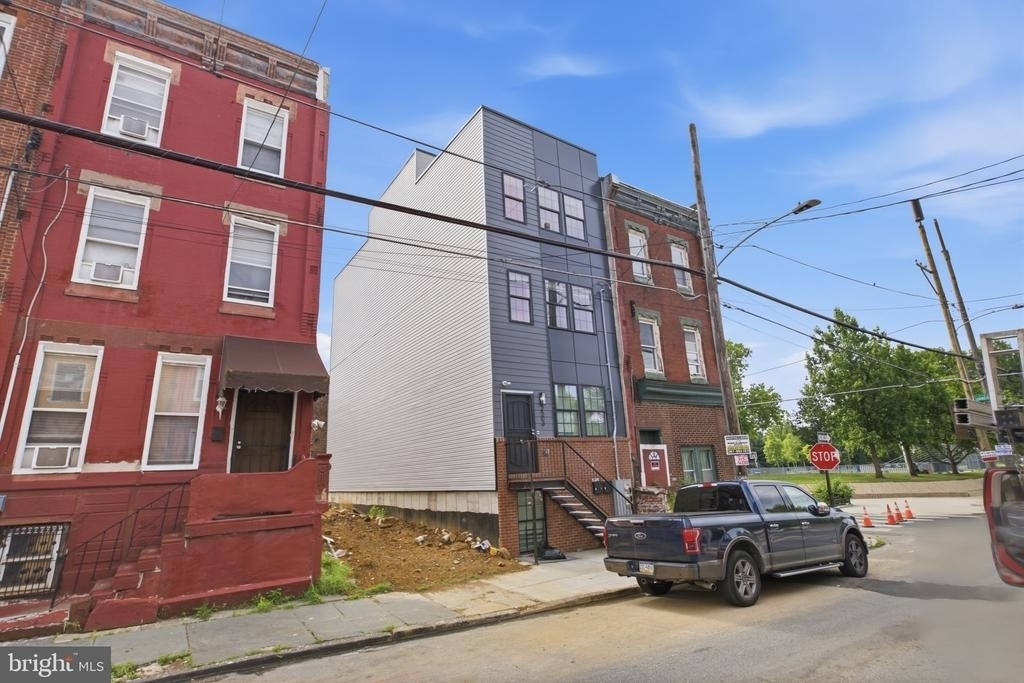 2503 N 12th Street - Photo 19