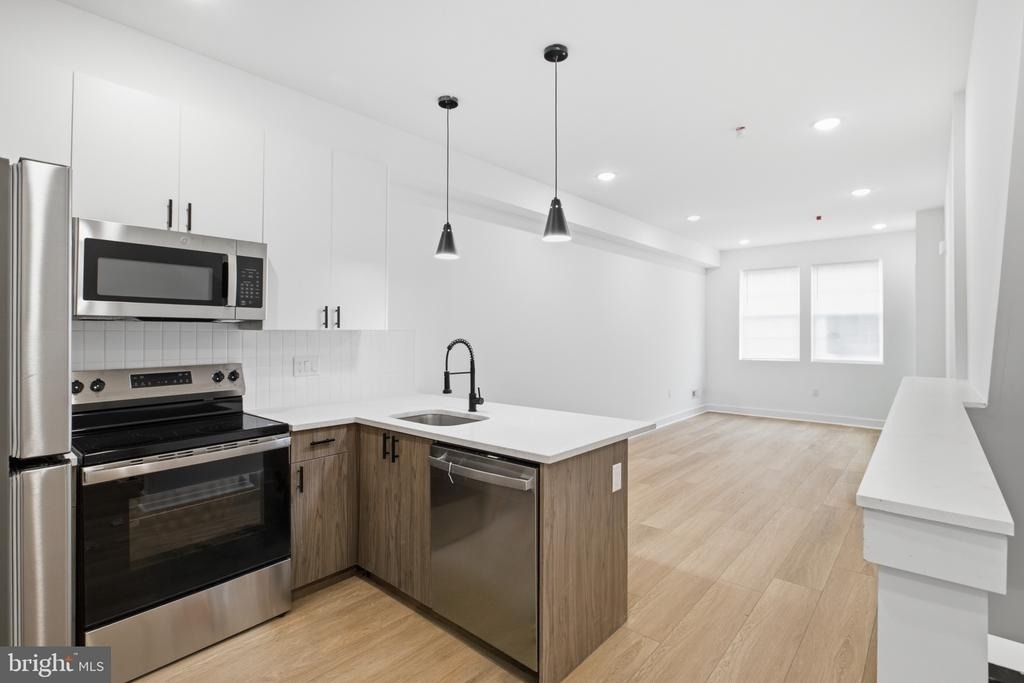 2503 N 12th Street - Photo 0