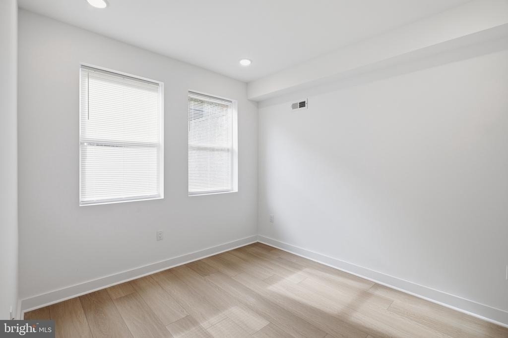 2503 N 12th Street - Photo 7
