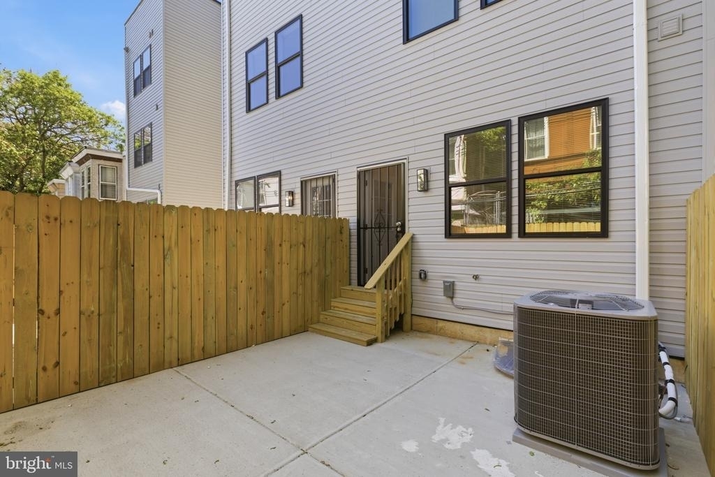 2532 N 11th Street - Photo 9