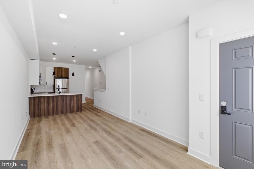 2532 N 11th Street - Photo 2