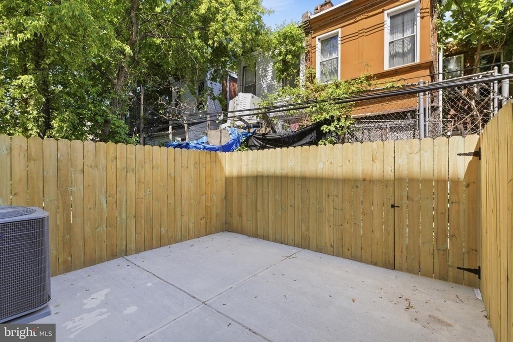 2532 N 11th Street - Photo 8