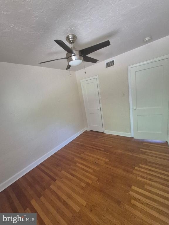 395 1/2 E Cliveden Street - Photo 2